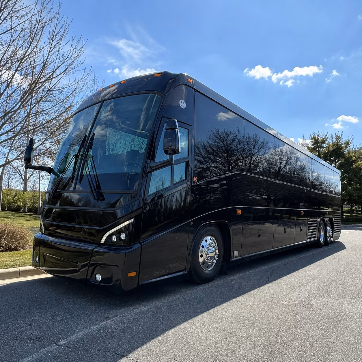 anaheim convention center corporate shuttle and long distance bus services